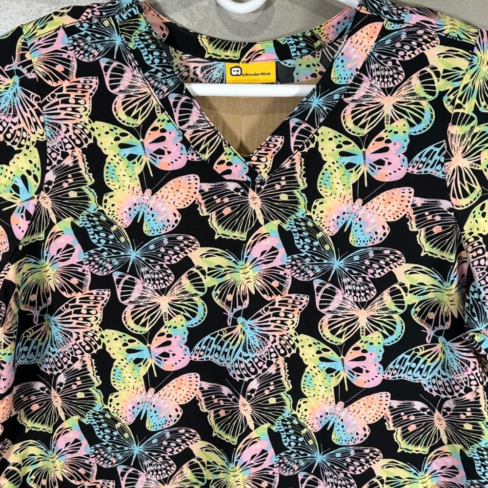WonderWink Butterfly Print Scrub Top Black Rainbow Pastel V-Neck Large